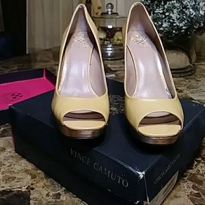 Vince Camuto Shoes Never wore